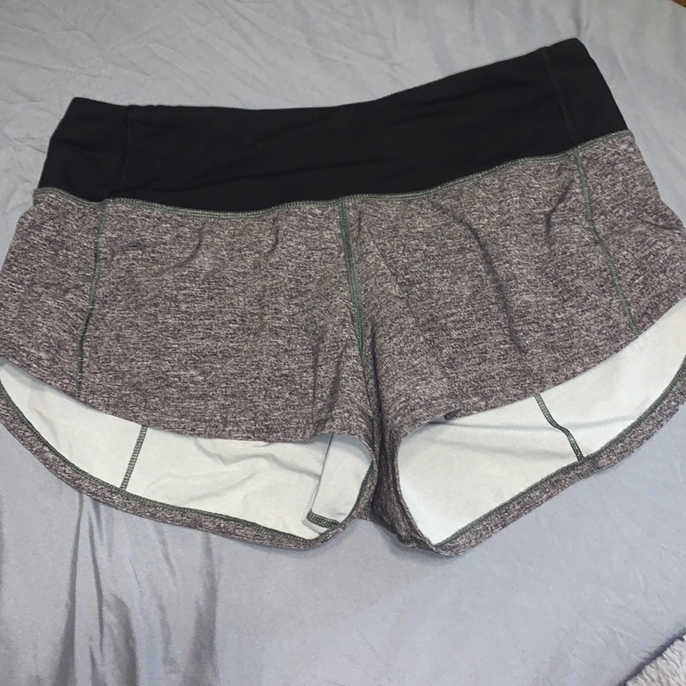 LULULEMON grey speed up shorts